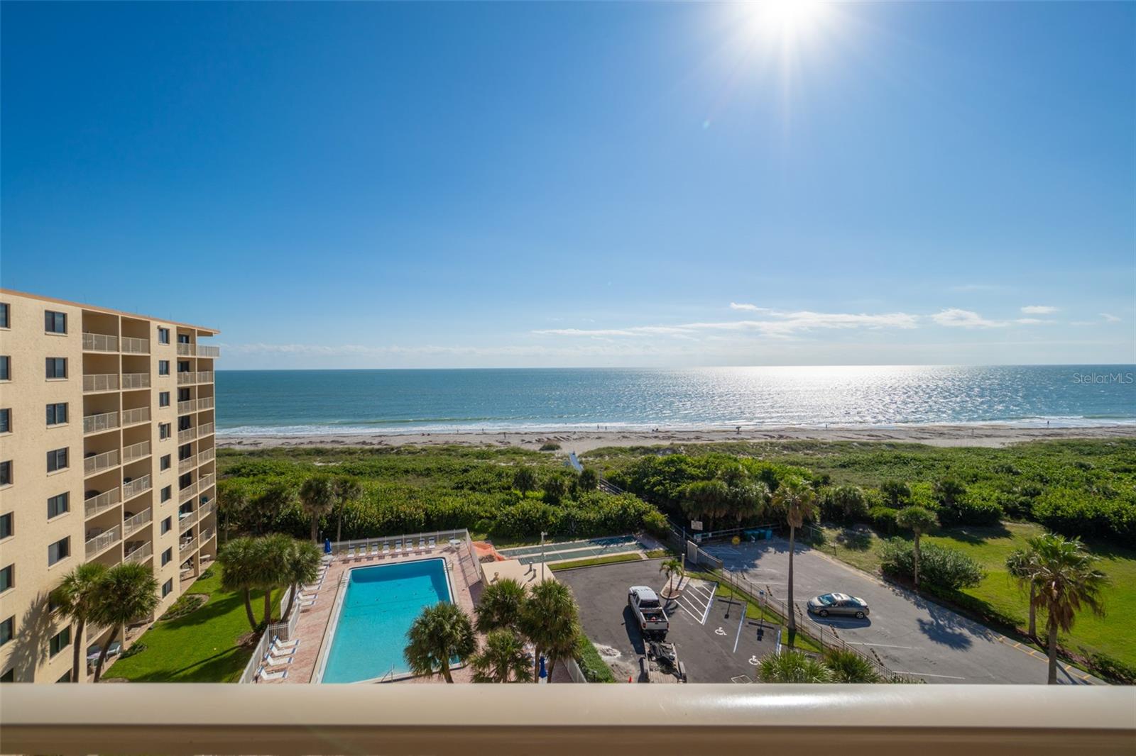 Image 2 of 34 For 7520 Ridgewood Avenue 809