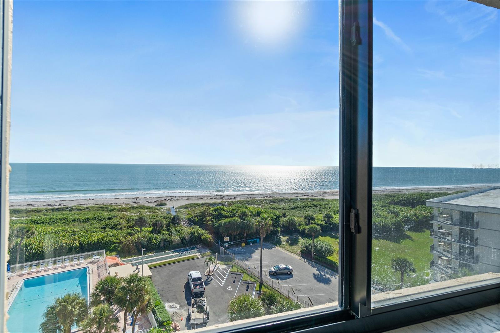 Image 21 of 34 For 7520 Ridgewood Avenue 809