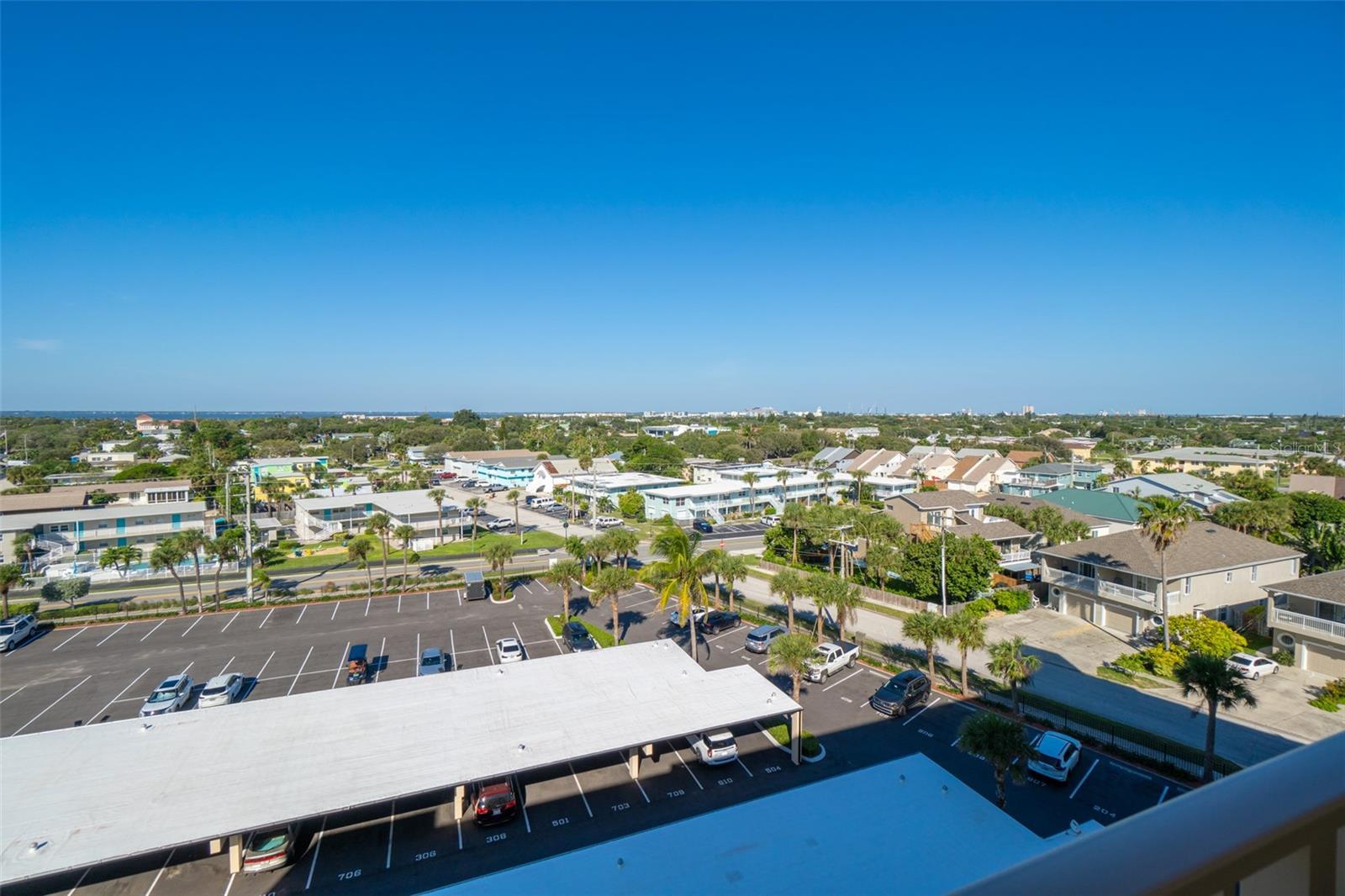 Image 30 of 34 For 7520 Ridgewood Avenue 809