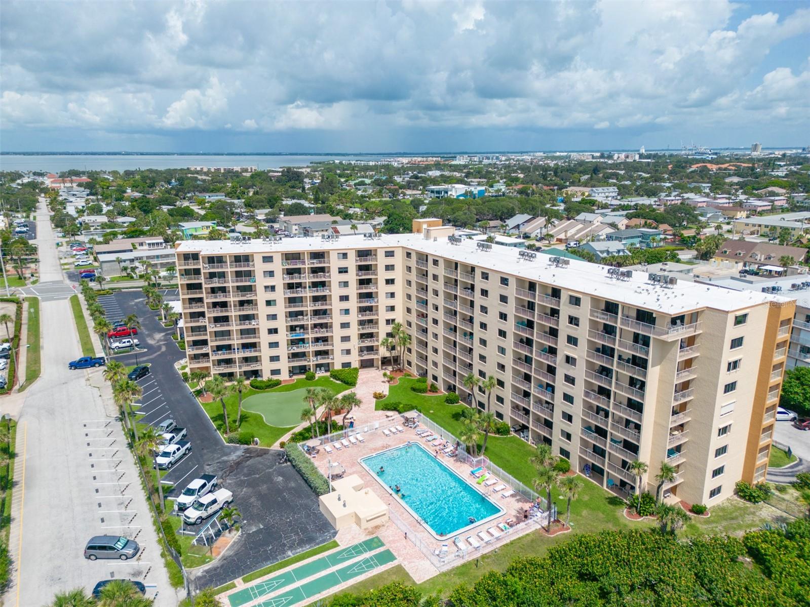 Image 34 of 34 For 7520 Ridgewood Avenue 809