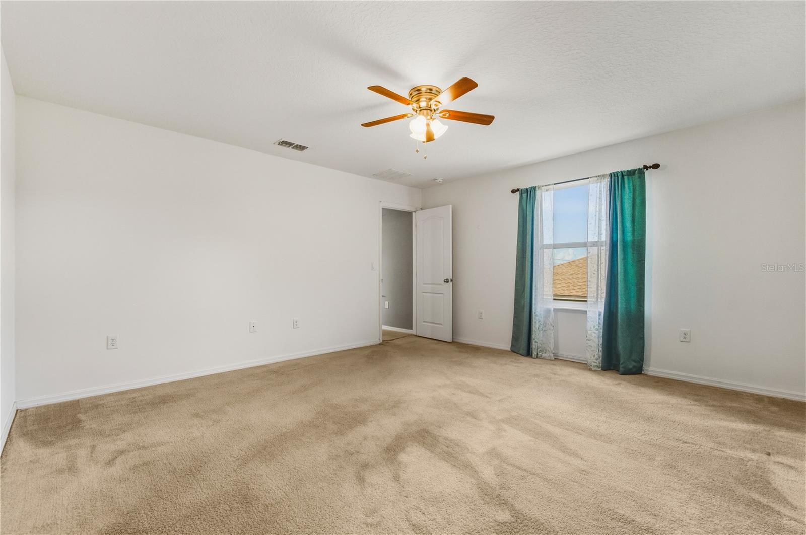 Image 23 of 39 For 1131 Nelson Meadow Lane