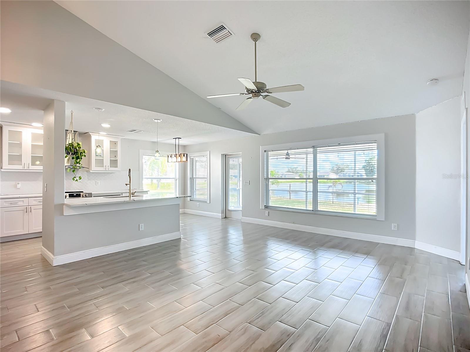 Image 4 of 24 For 4218 Berkeley Drive