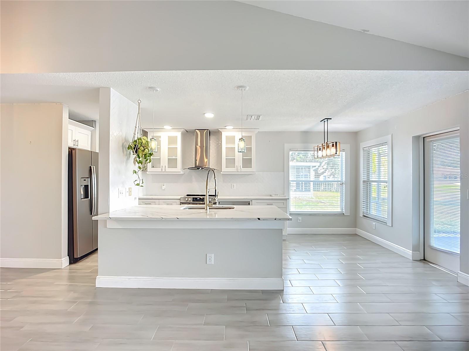 Image 6 of 24 For 4218 Berkeley Drive