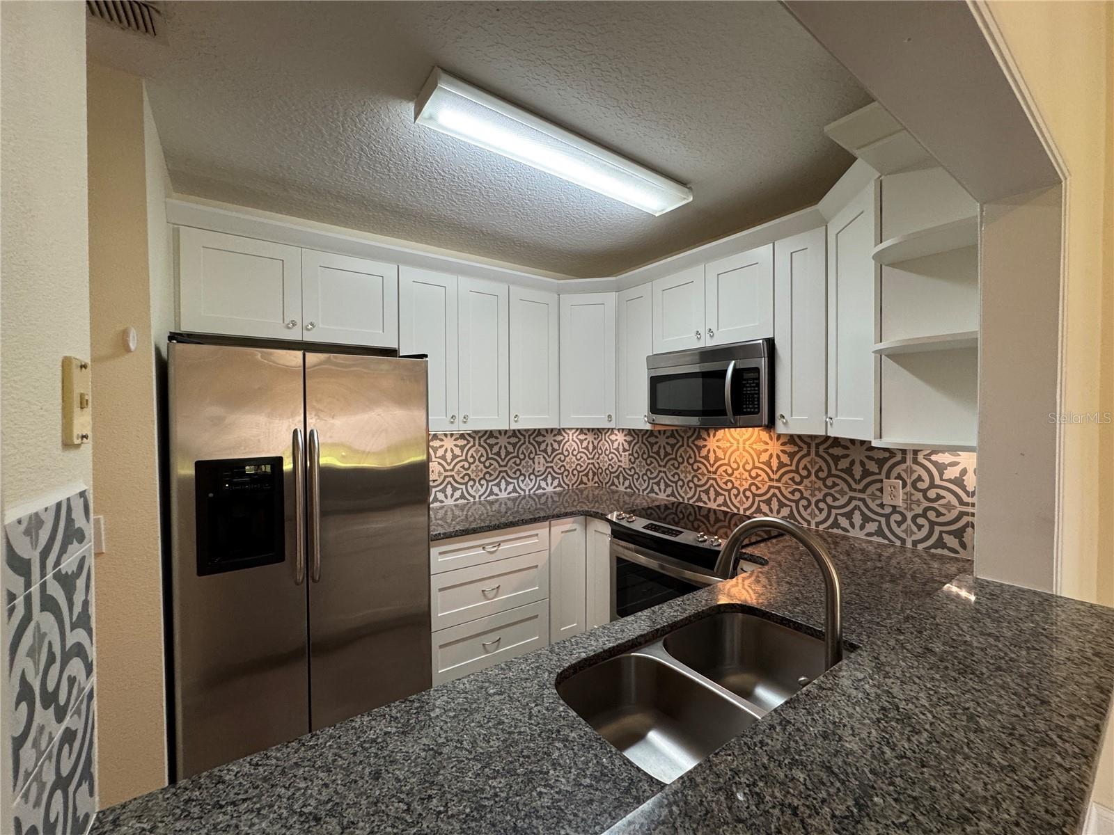 Image 5 of 21 For 600 Northern Way 1403