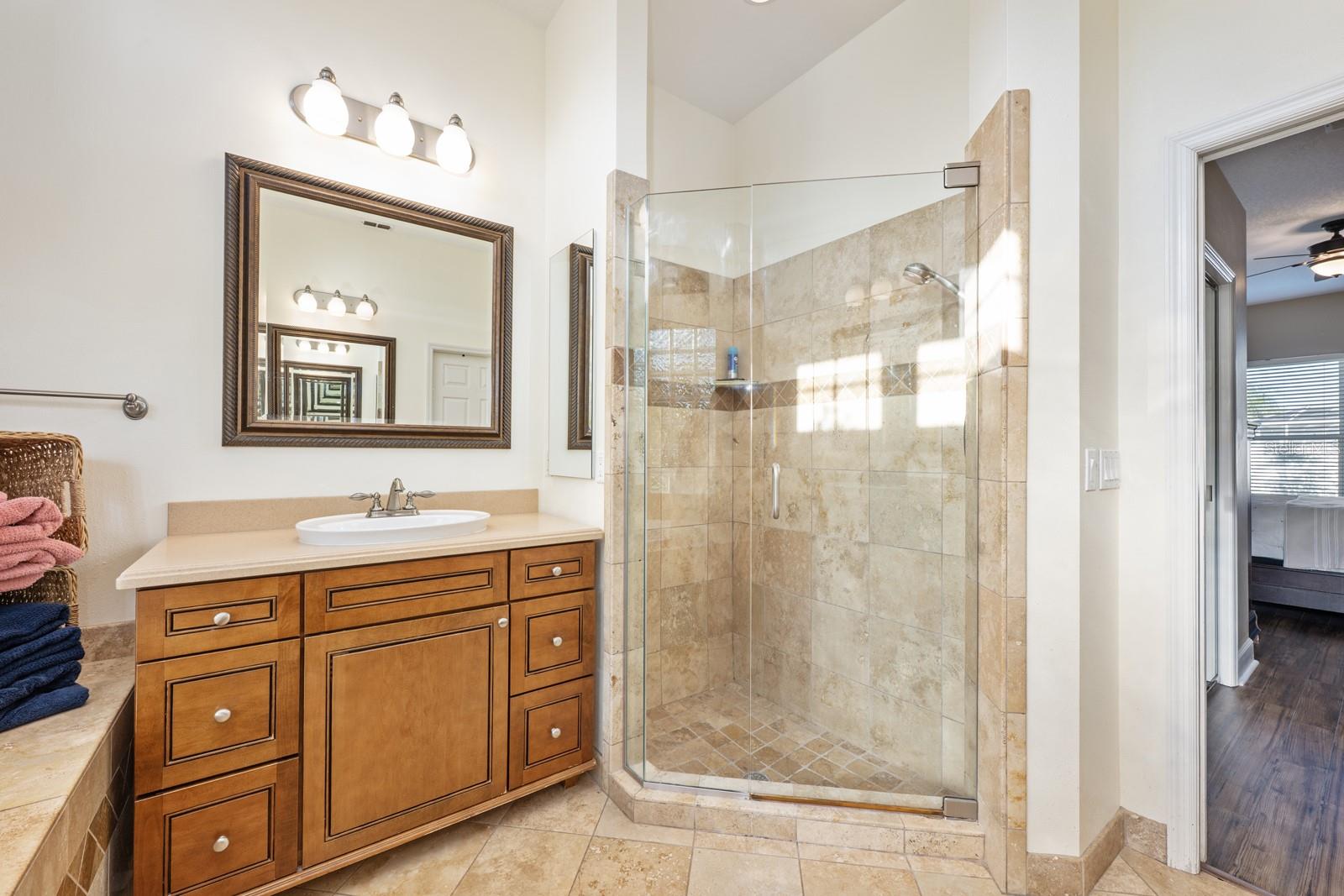 Image 14 of 34 For 1633 Carillon Park Drive