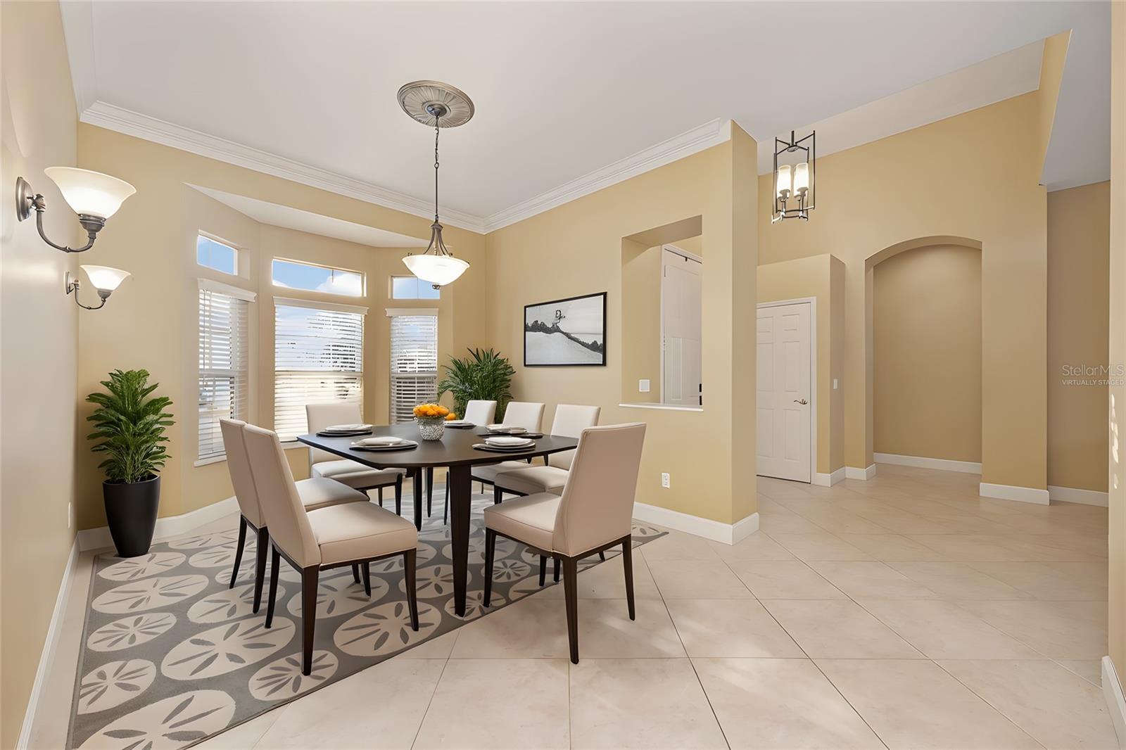 Image 2 of 34 For 1633 Carillon Park Drive