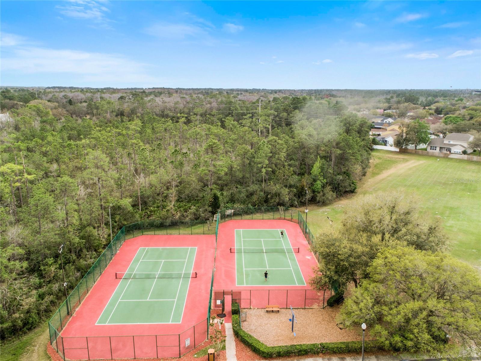 Image 27 of 34 For 1633 Carillon Park Drive