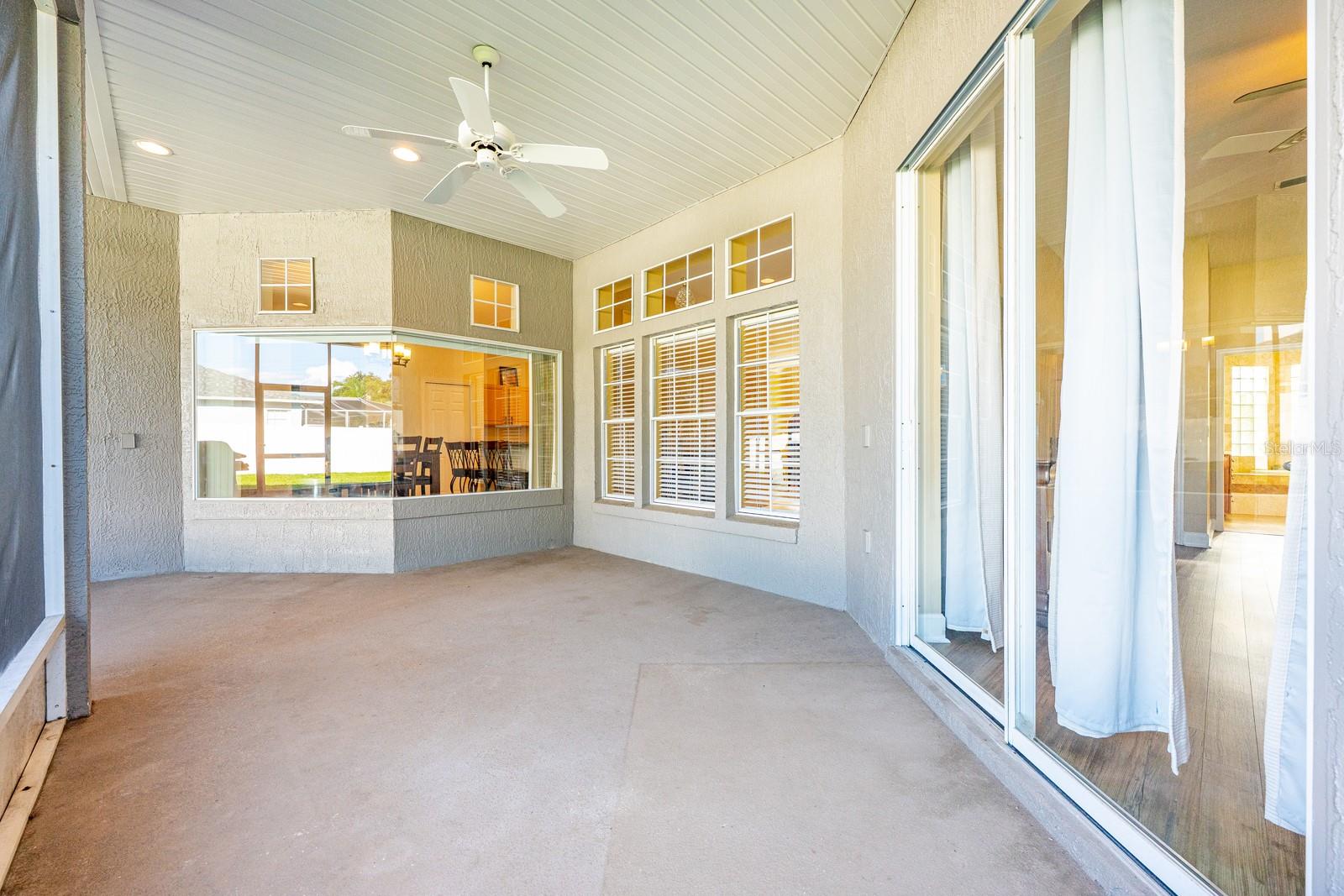 Image 30 of 34 For 1633 Carillon Park Drive