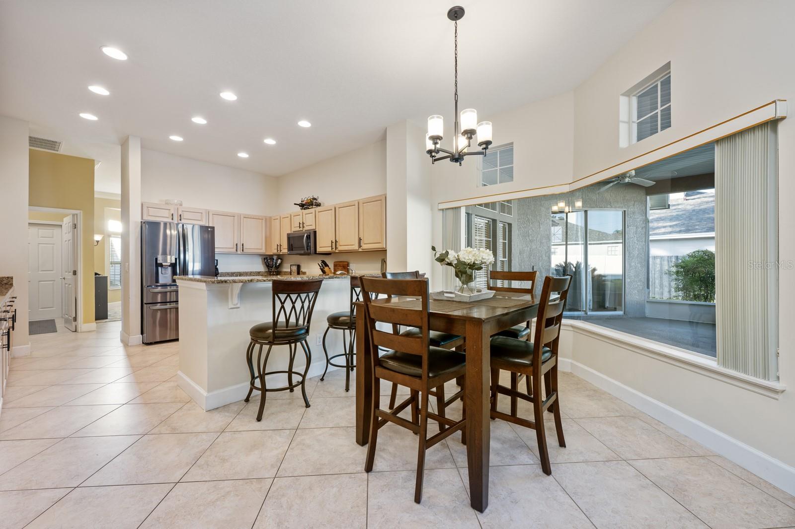 Image 5 of 34 For 1633 Carillon Park Drive