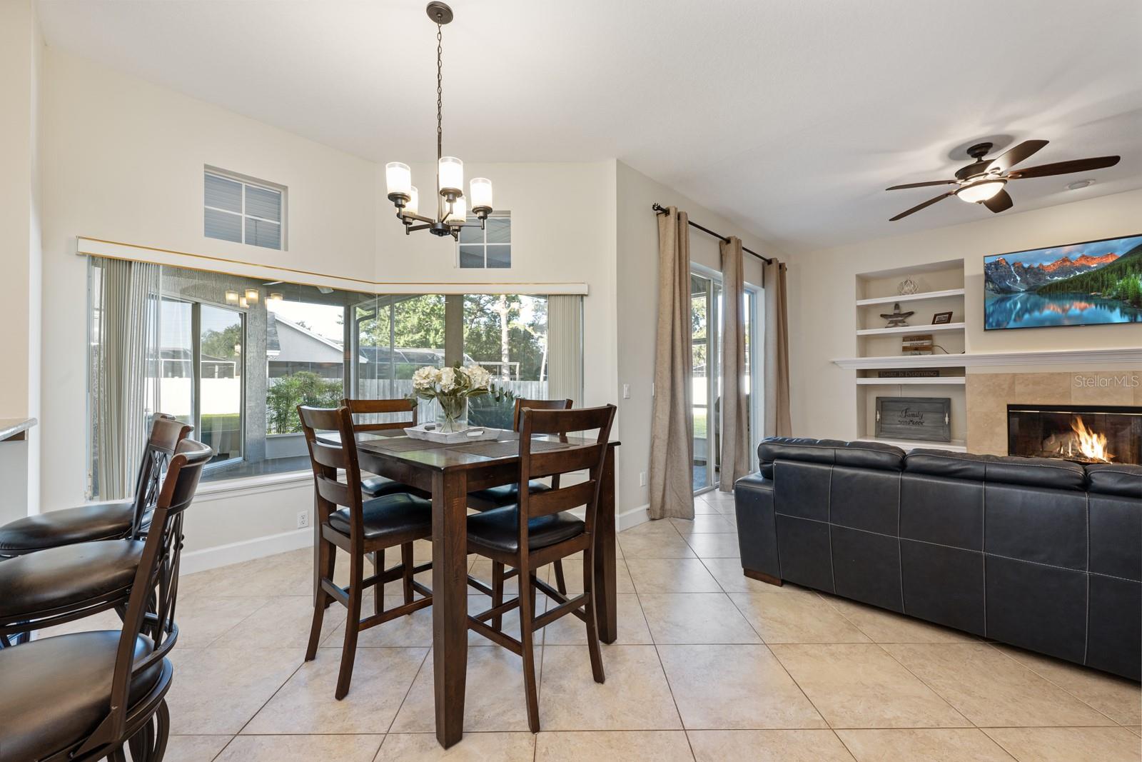 Image 6 of 34 For 1633 Carillon Park Drive