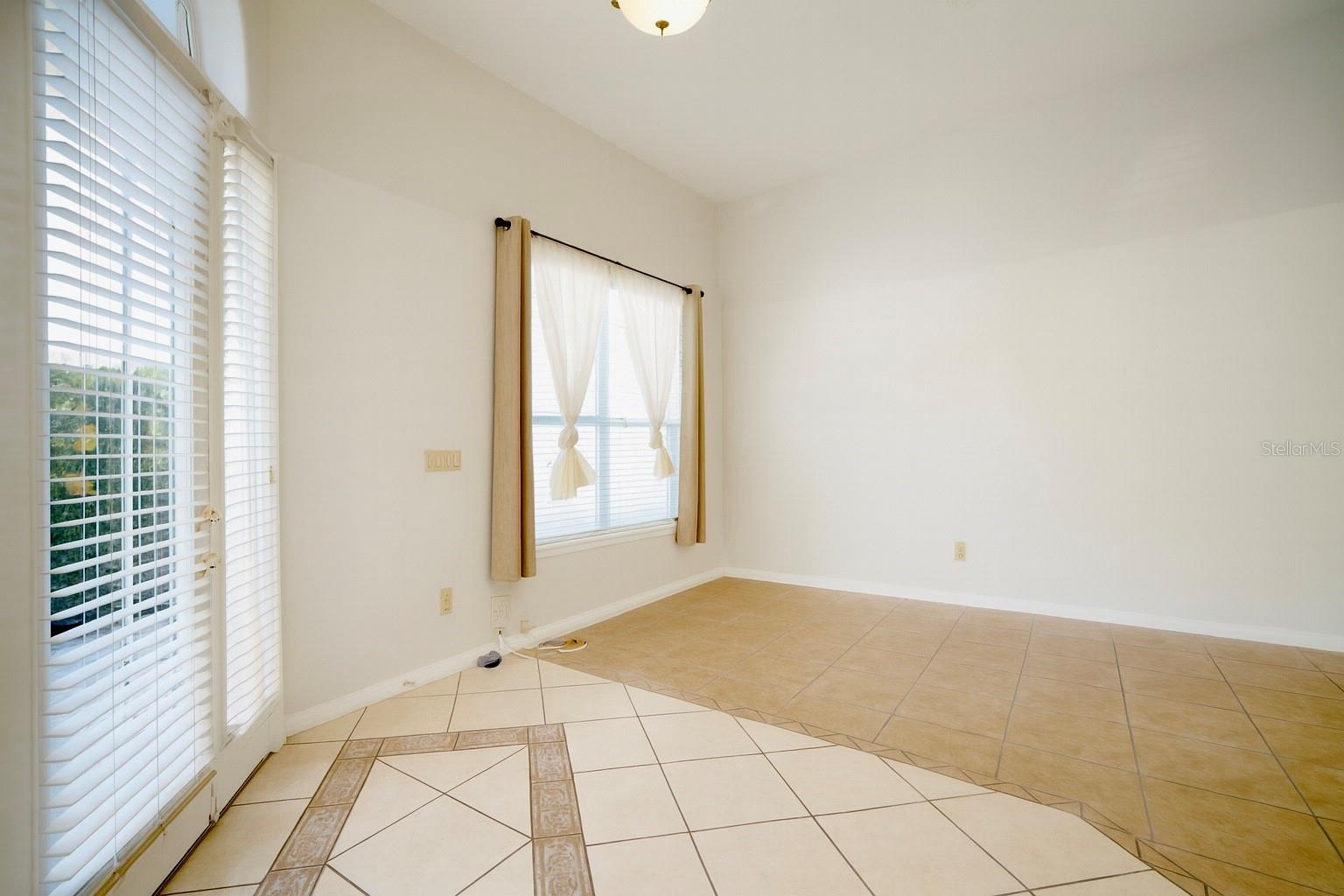 Image 26 of 53 For 8413 Saint Marino Boulevard