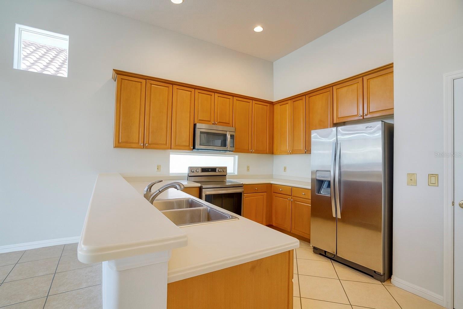 Image 40 of 53 For 8413 Saint Marino Boulevard