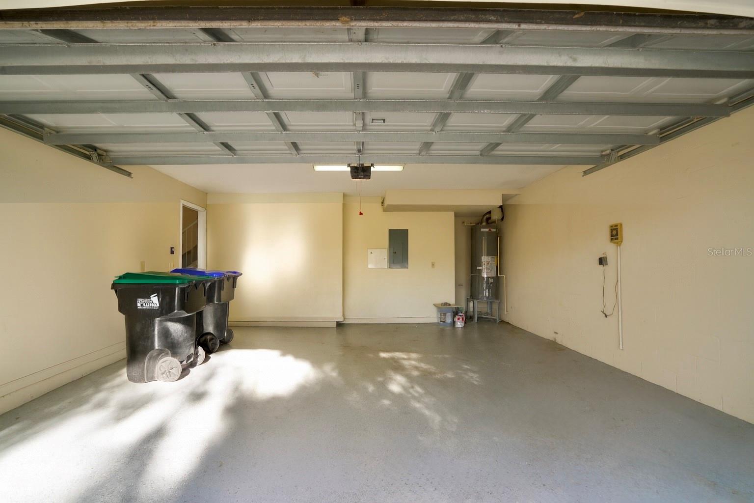 Image 52 of 53 For 8413 Saint Marino Boulevard