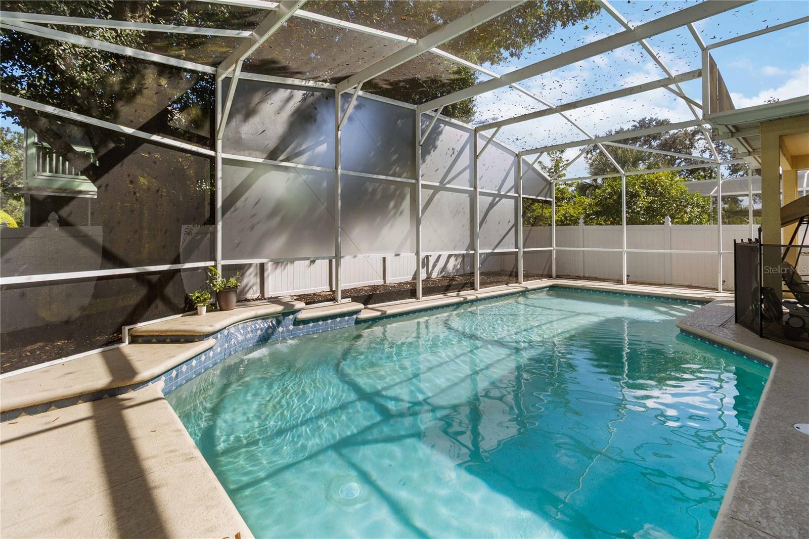 Image 25 of 33 For 381 Lakepark Trail