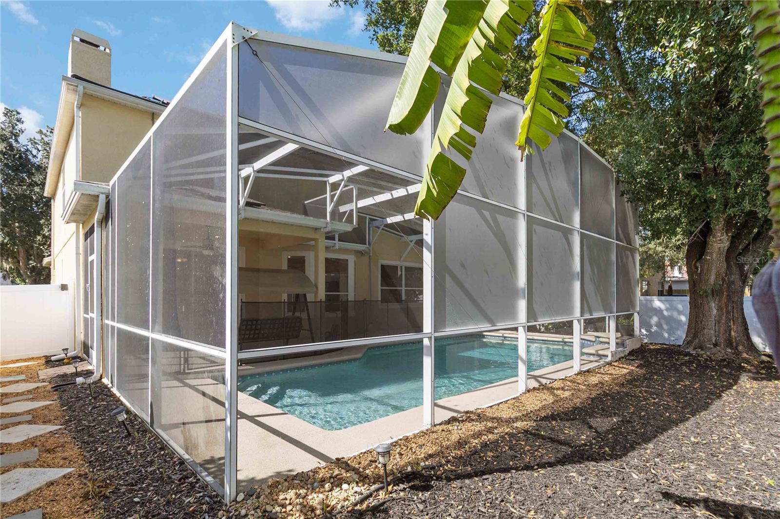 Image 26 of 33 For 381 Lakepark Trail