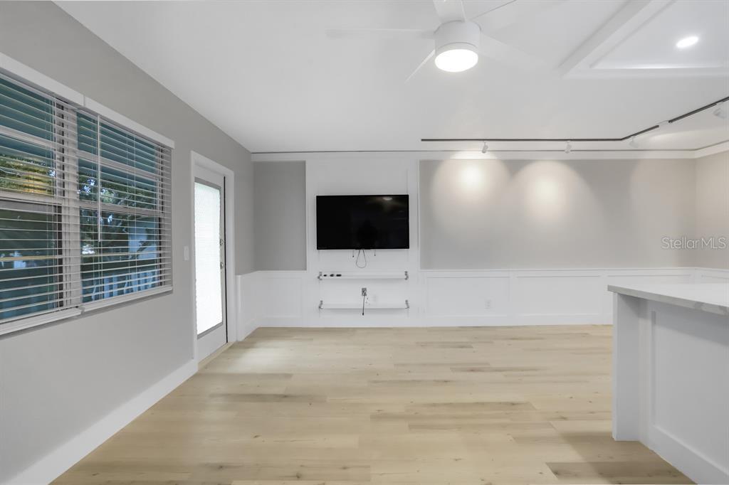 Image 9 of 21 For 40 Prescott B  40