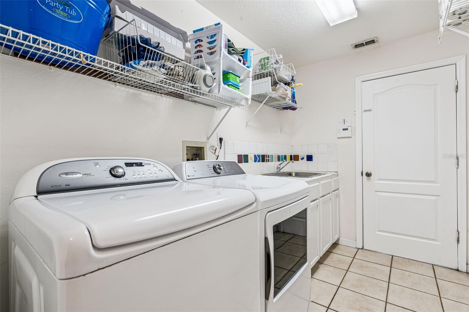 Image 38 of 46 For 1714 Sweetwater West Circle