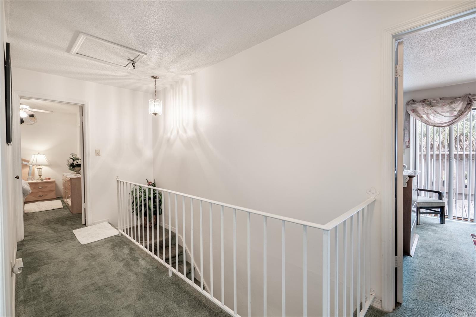 Image 13 of 29 For 1409 Oak Place F