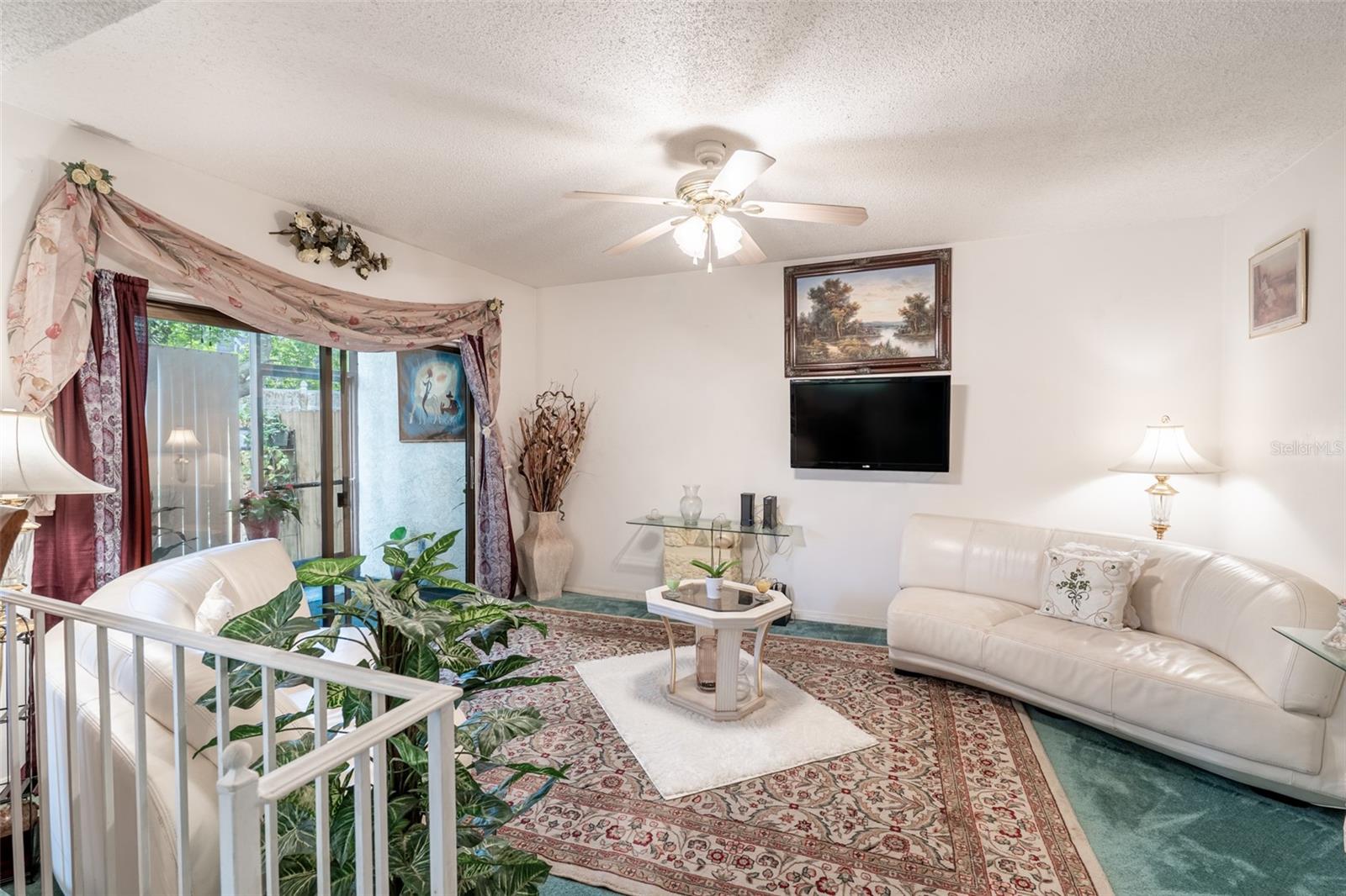 Image 3 of 29 For 1409 Oak Place F