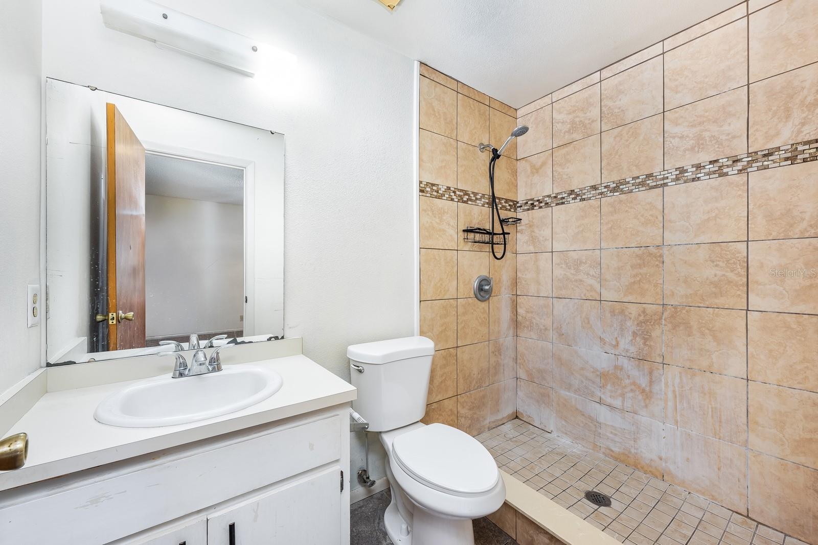 Image 10 of 35 For 5649-5651 Struthers Court