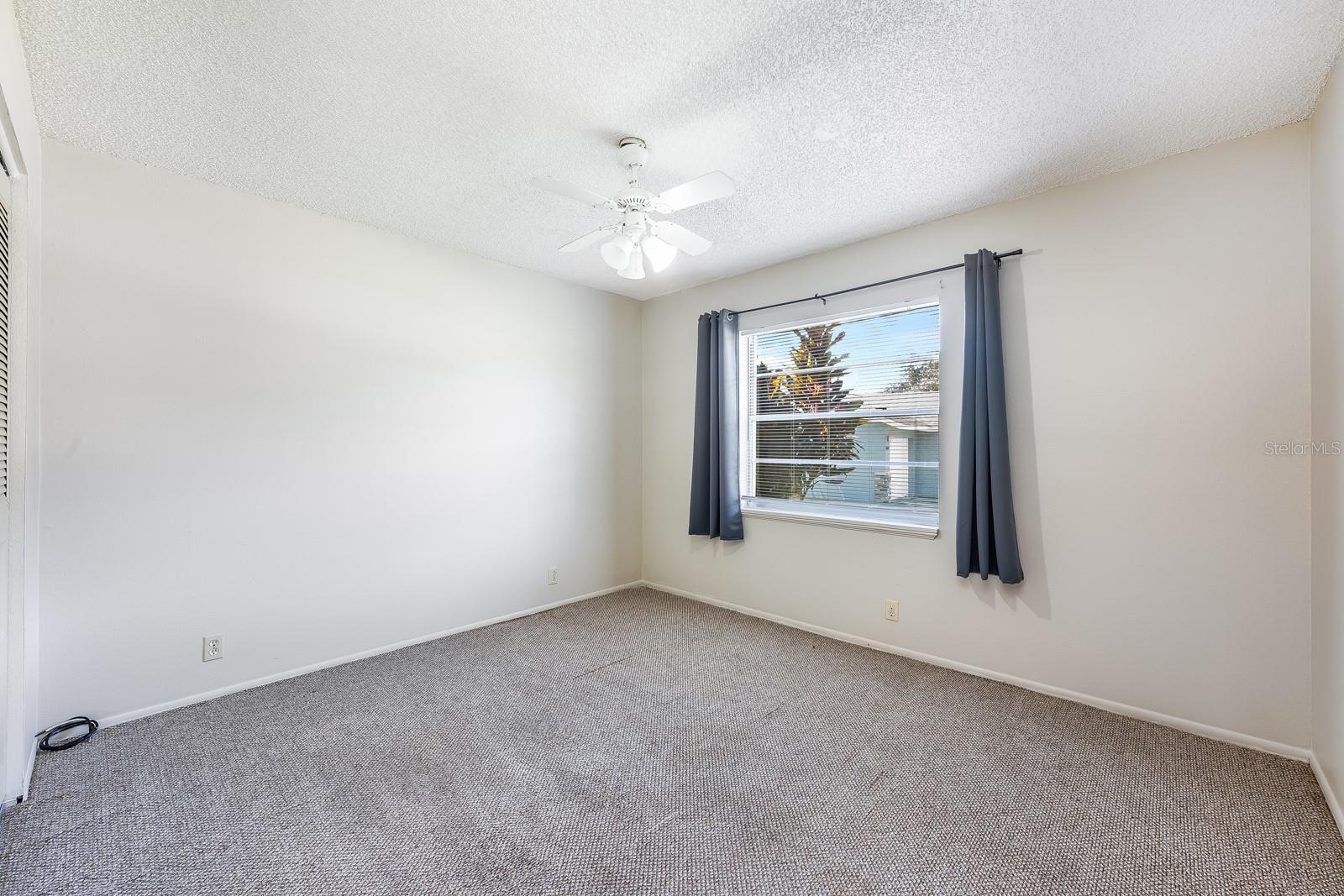 Image 11 of 35 For 5649-5651 Struthers Court