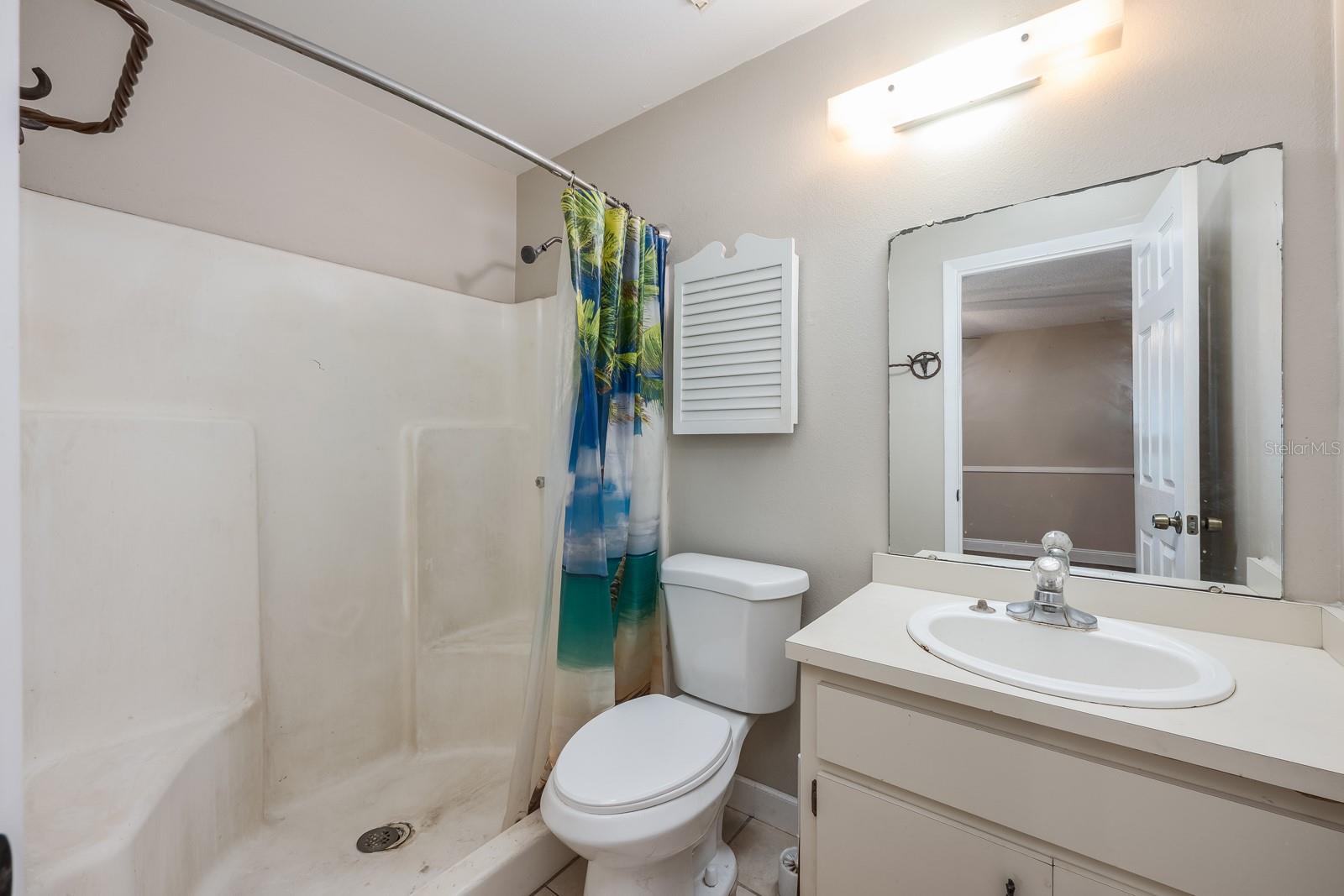 Image 20 of 35 For 5649-5651 Struthers Court