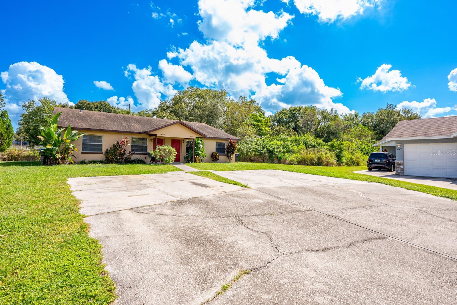 Image 26 of 35 For 5649-5651 Struthers Court