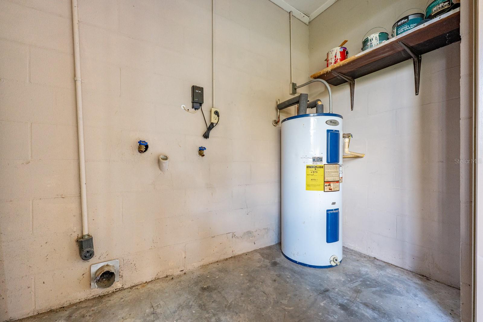 Image 29 of 35 For 5649-5651 Struthers Court