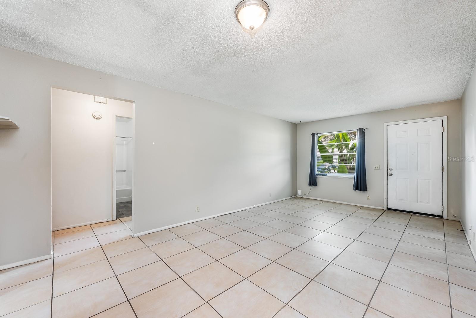 Image 30 of 35 For 5649-5651 Struthers Court