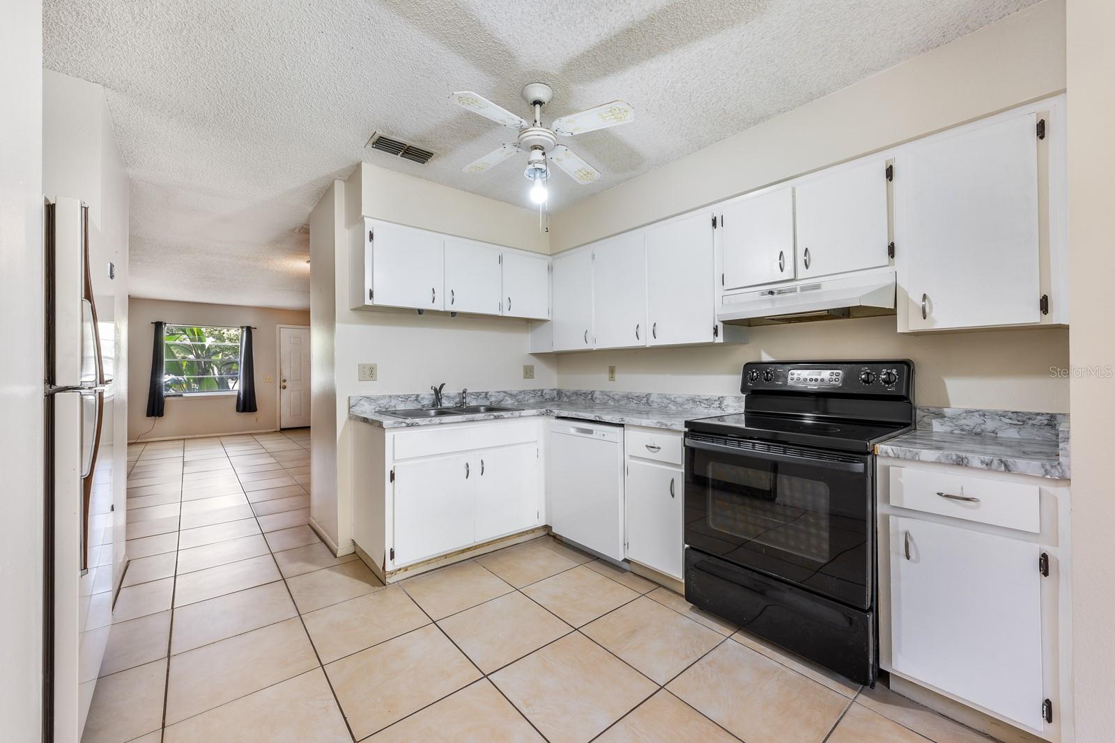 Image 7 of 35 For 5649-5651 Struthers Court