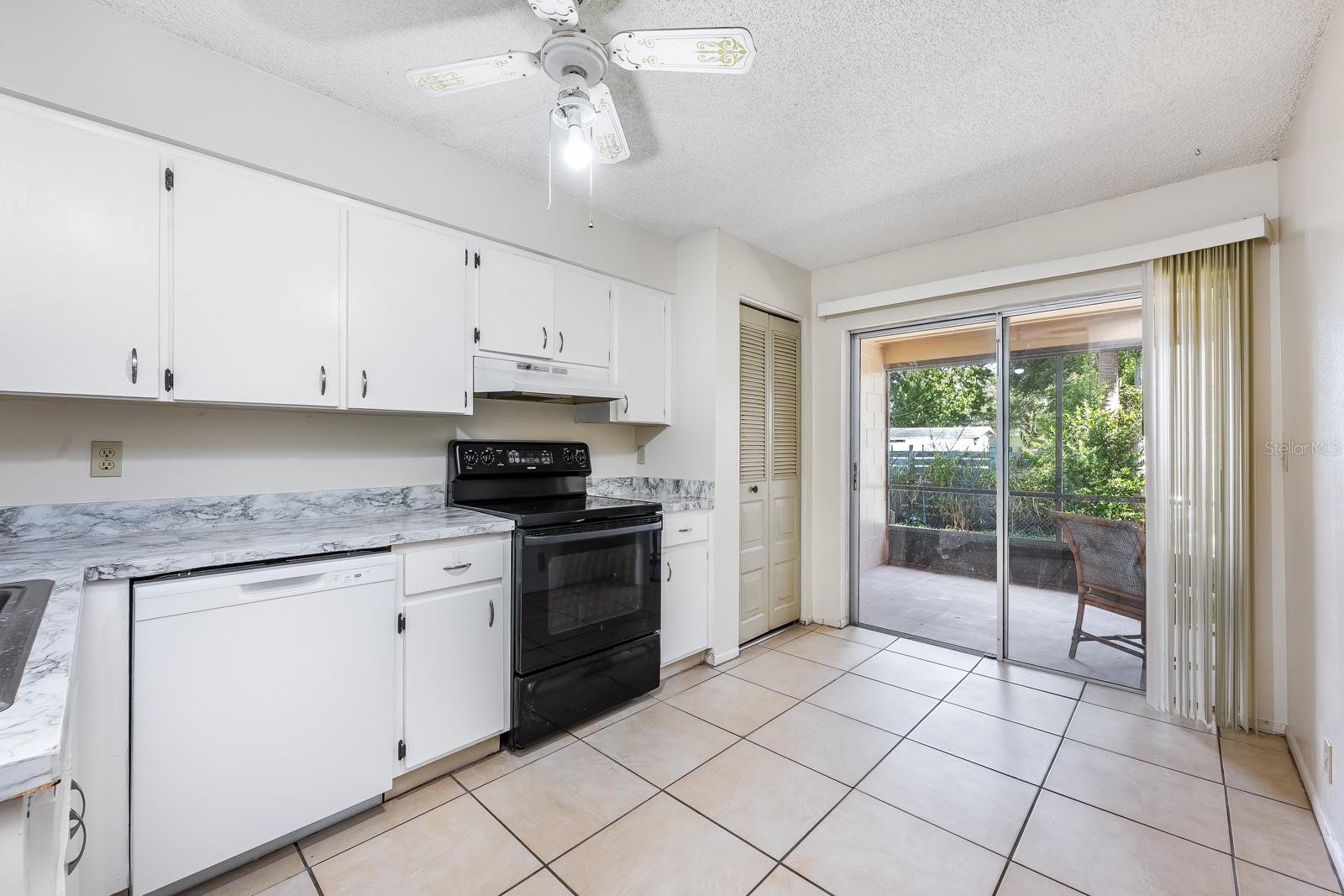 Image 8 of 35 For 5649-5651 Struthers Court