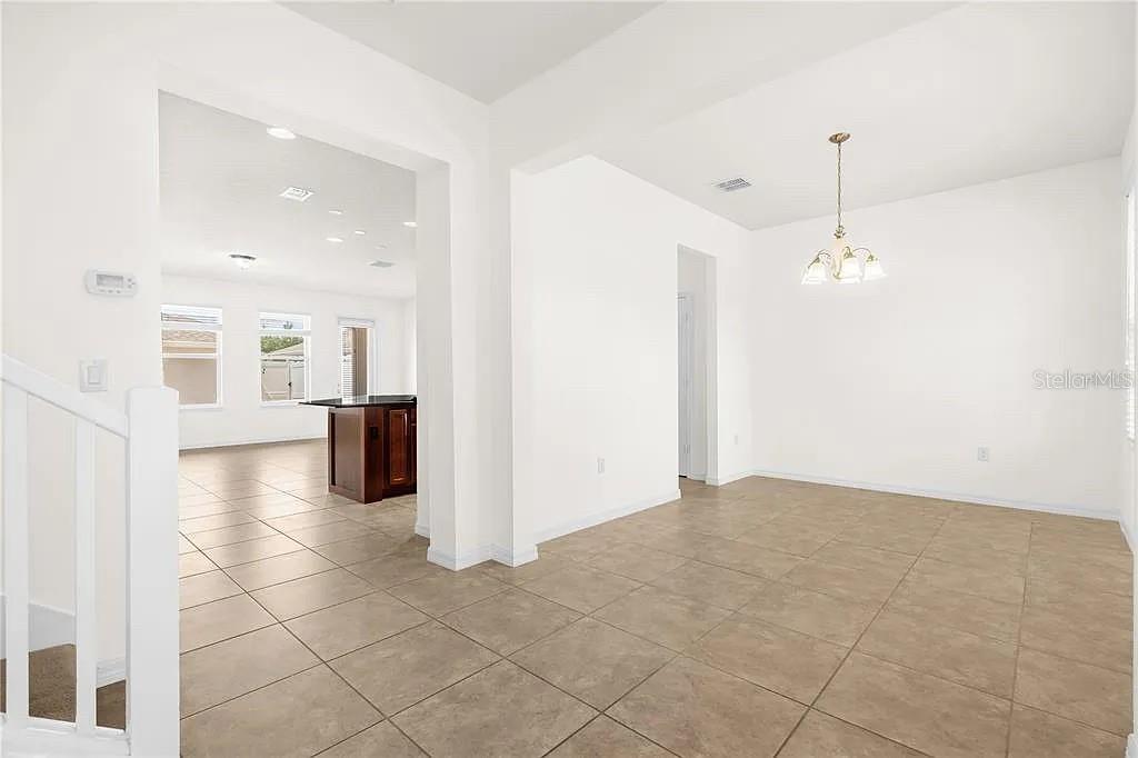 Image 11 of 48 For 8130 Red Stopper Lane