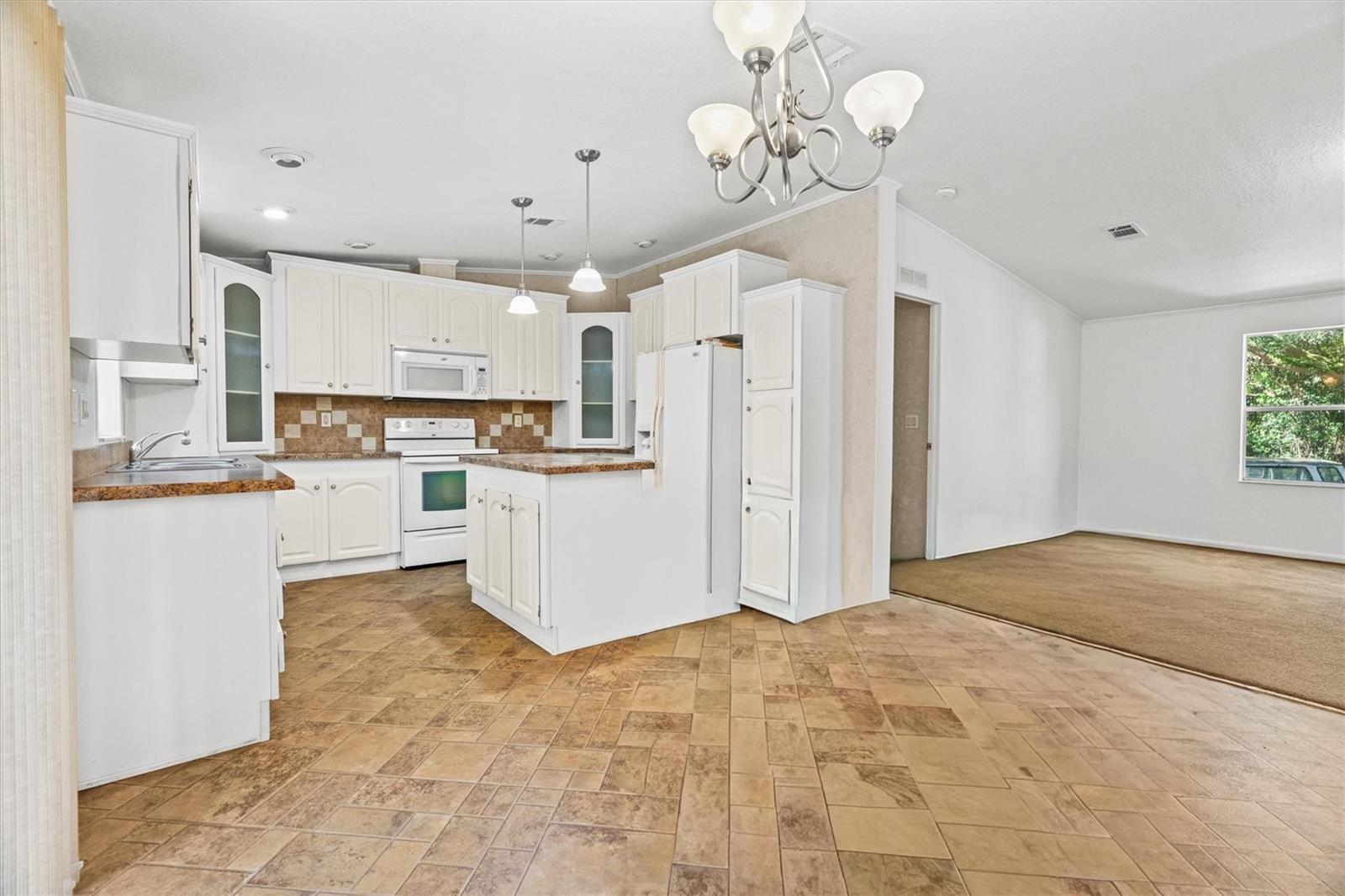 Image 22 of 32 For 8821 180th Avenue Road