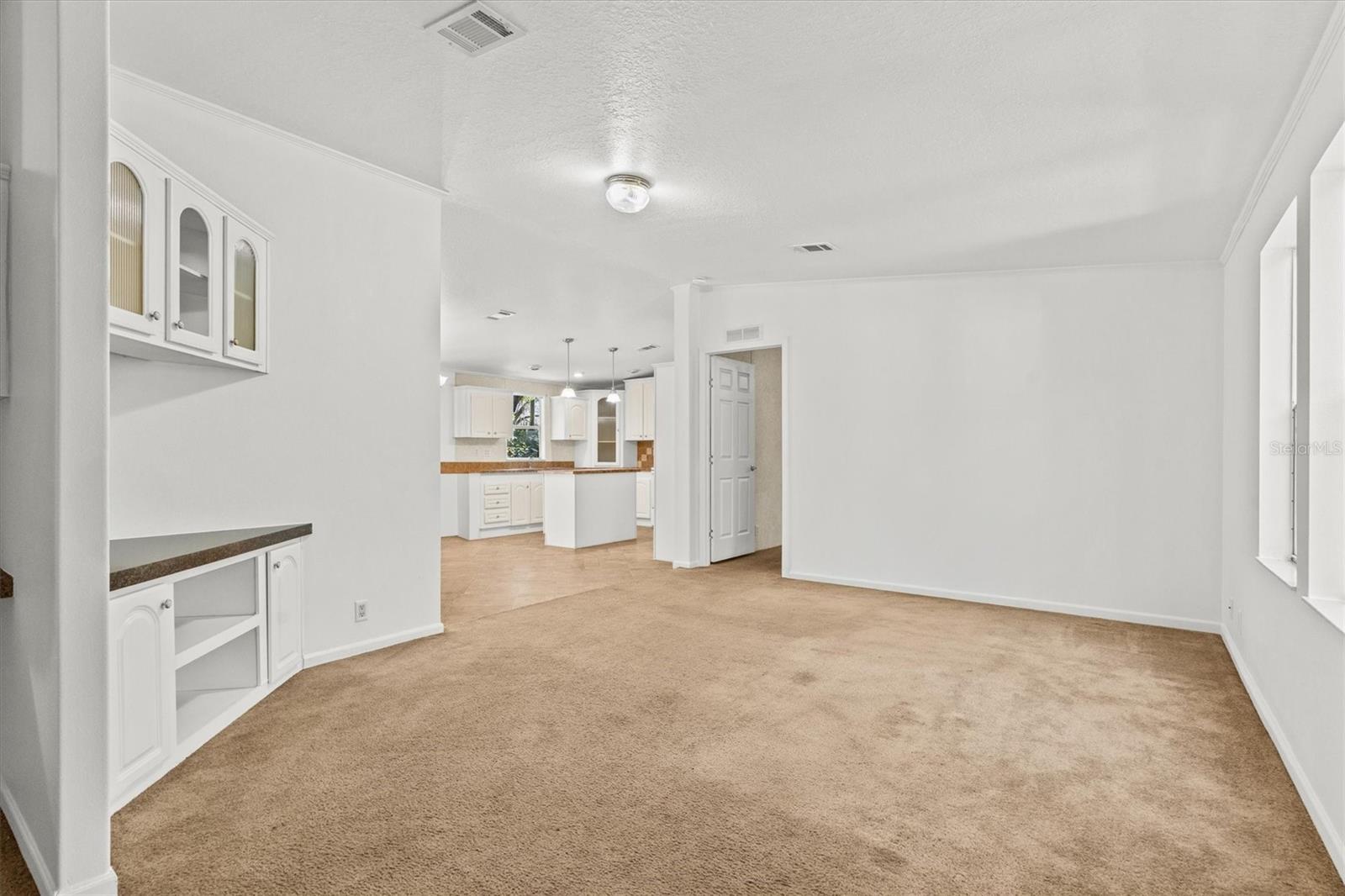 Image 9 of 32 For 8821 180th Avenue Road