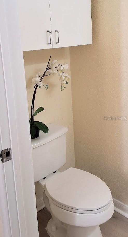 Image 11 of 23 For 860 Orange Avenue 256