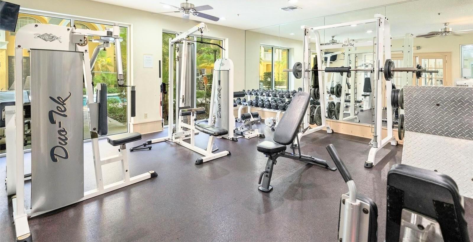 Image 9 of 23 For 860 Orange Avenue 256