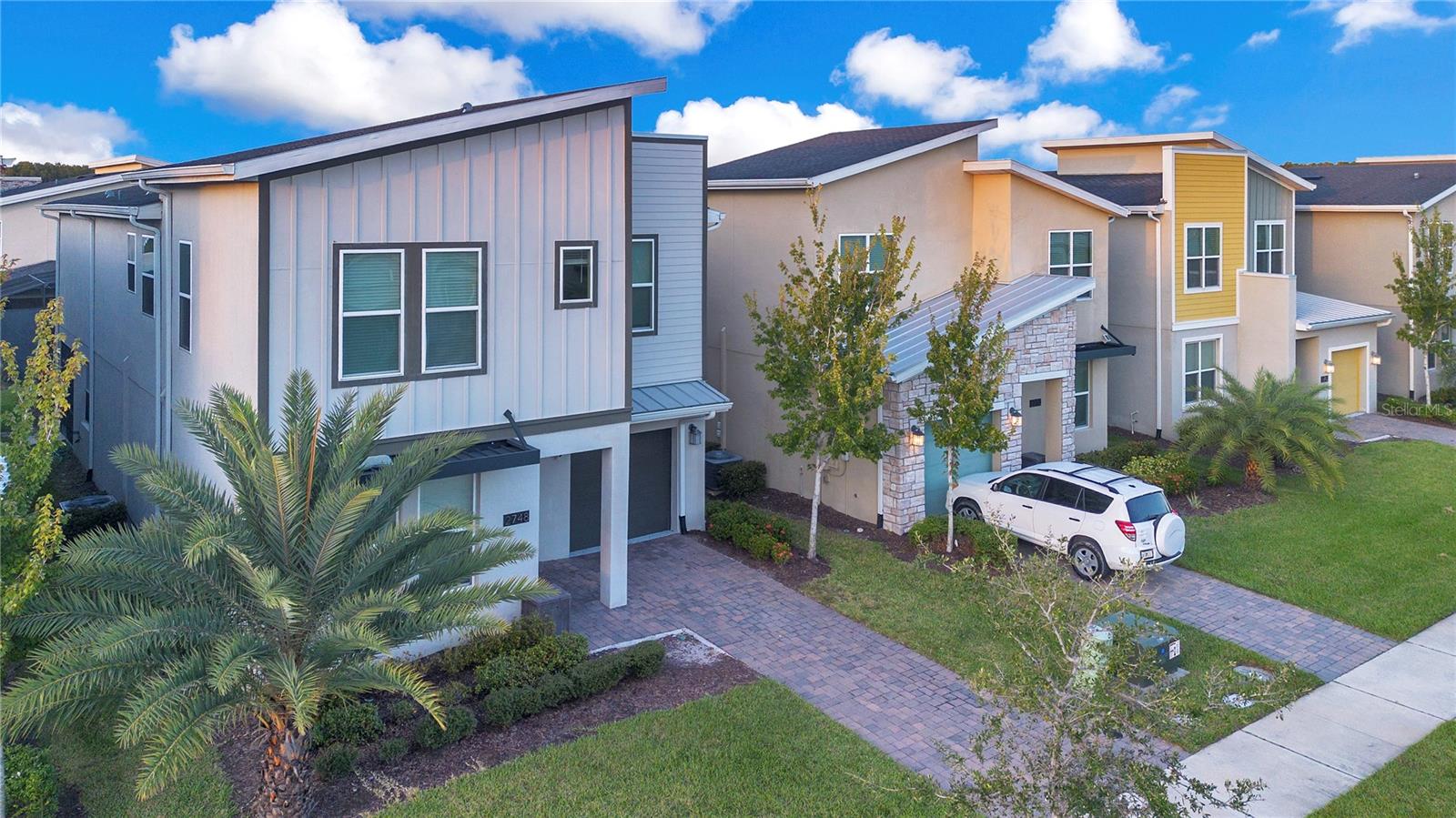 Image 28 of 40 For 2748 Bookmark Drive