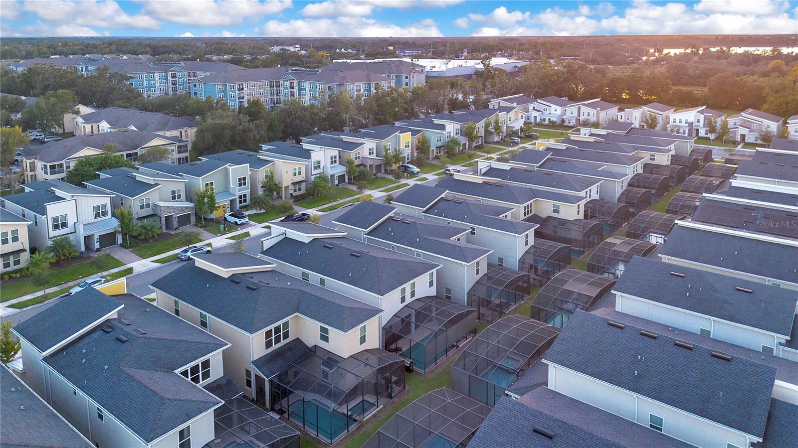 Image 32 of 40 For 2748 Bookmark Drive