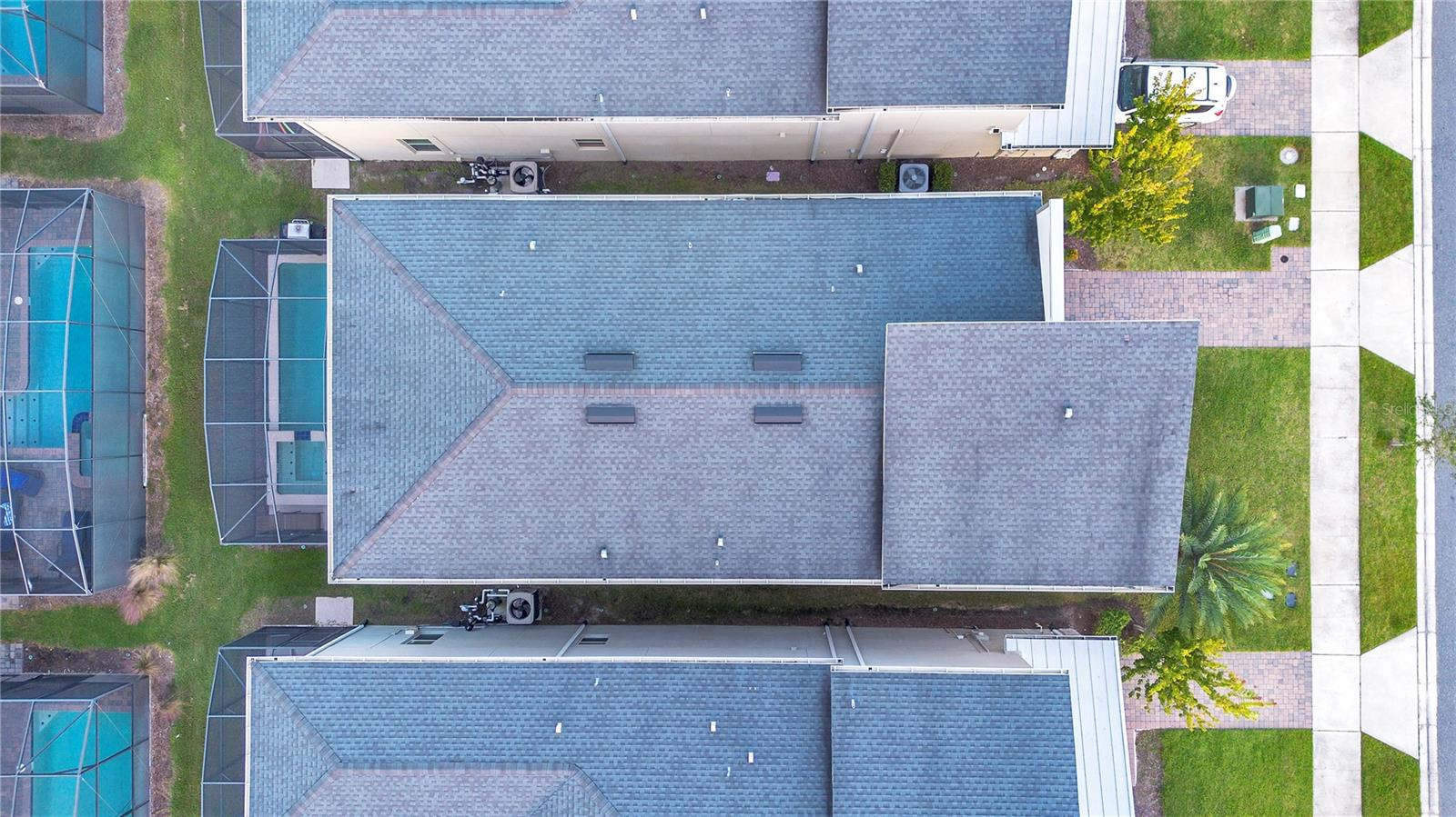 Image 33 of 40 For 2748 Bookmark Drive