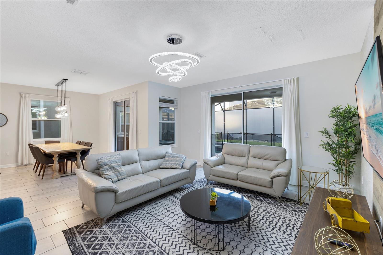 Image 4 of 40 For 2748 Bookmark Drive