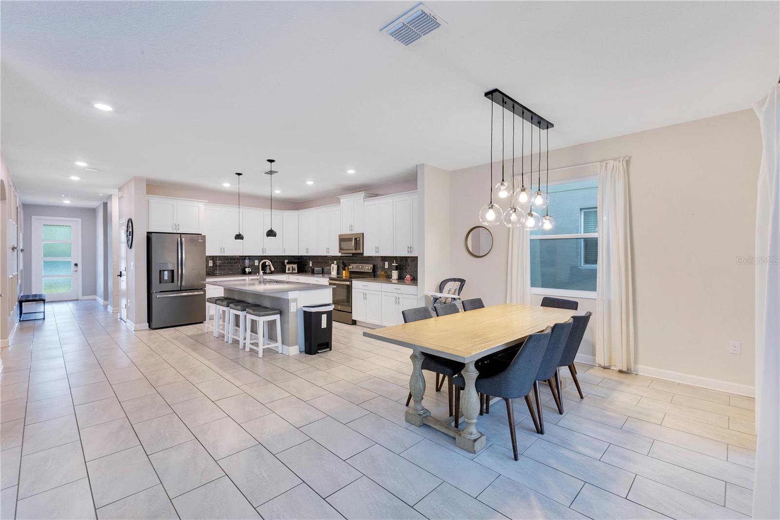 Image 6 of 40 For 2748 Bookmark Drive