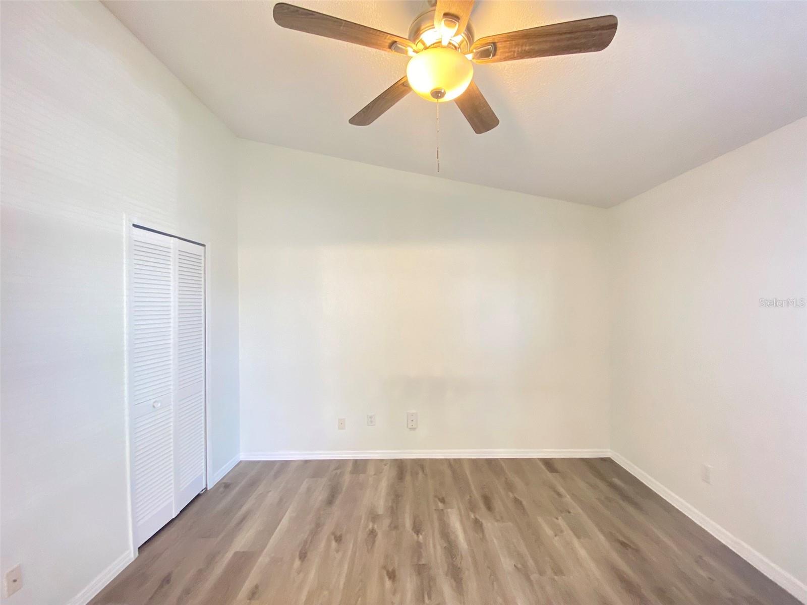 Image 11 of 24 For 227 San Gabriel Street