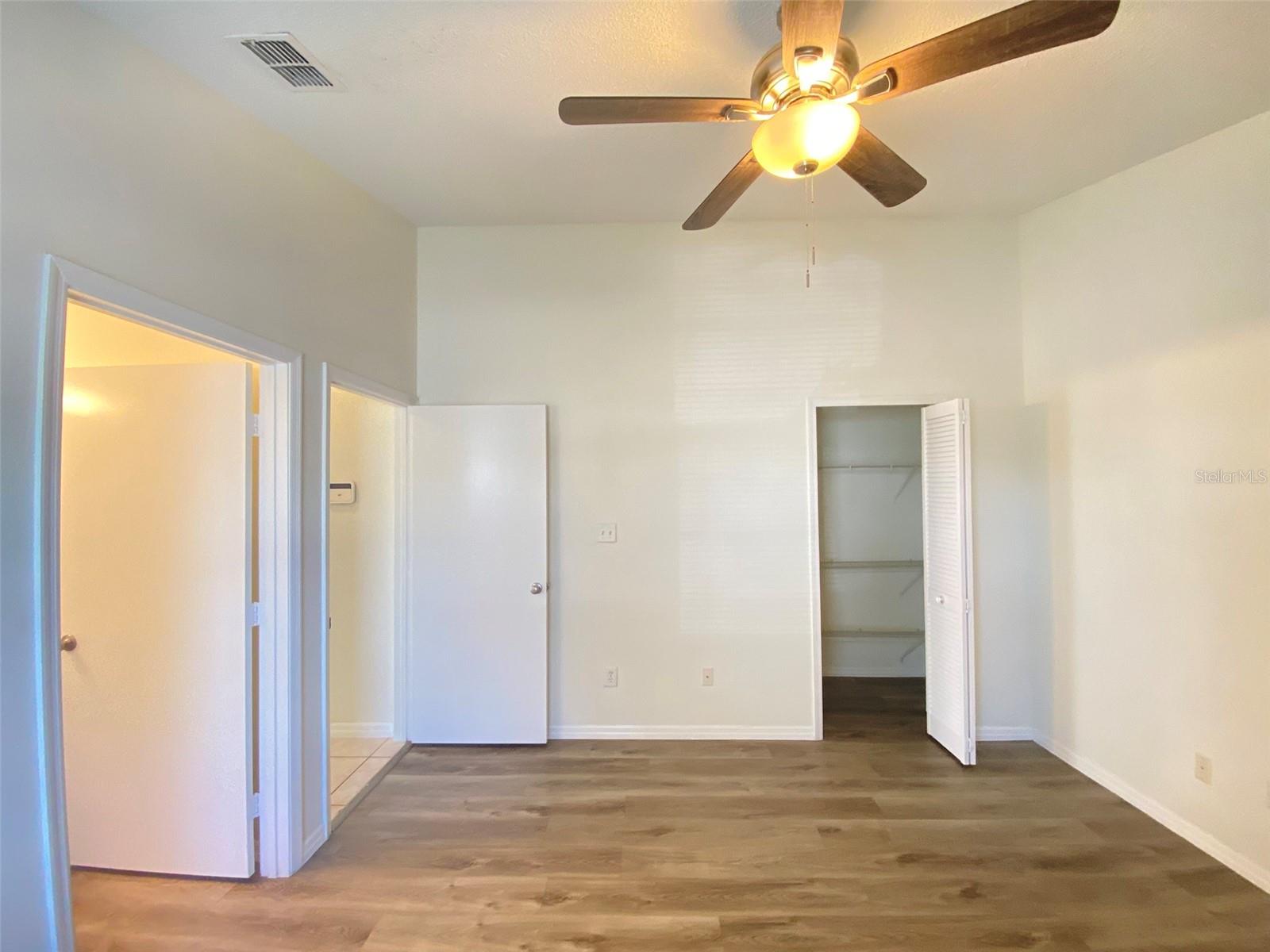 Image 13 of 24 For 227 San Gabriel Street