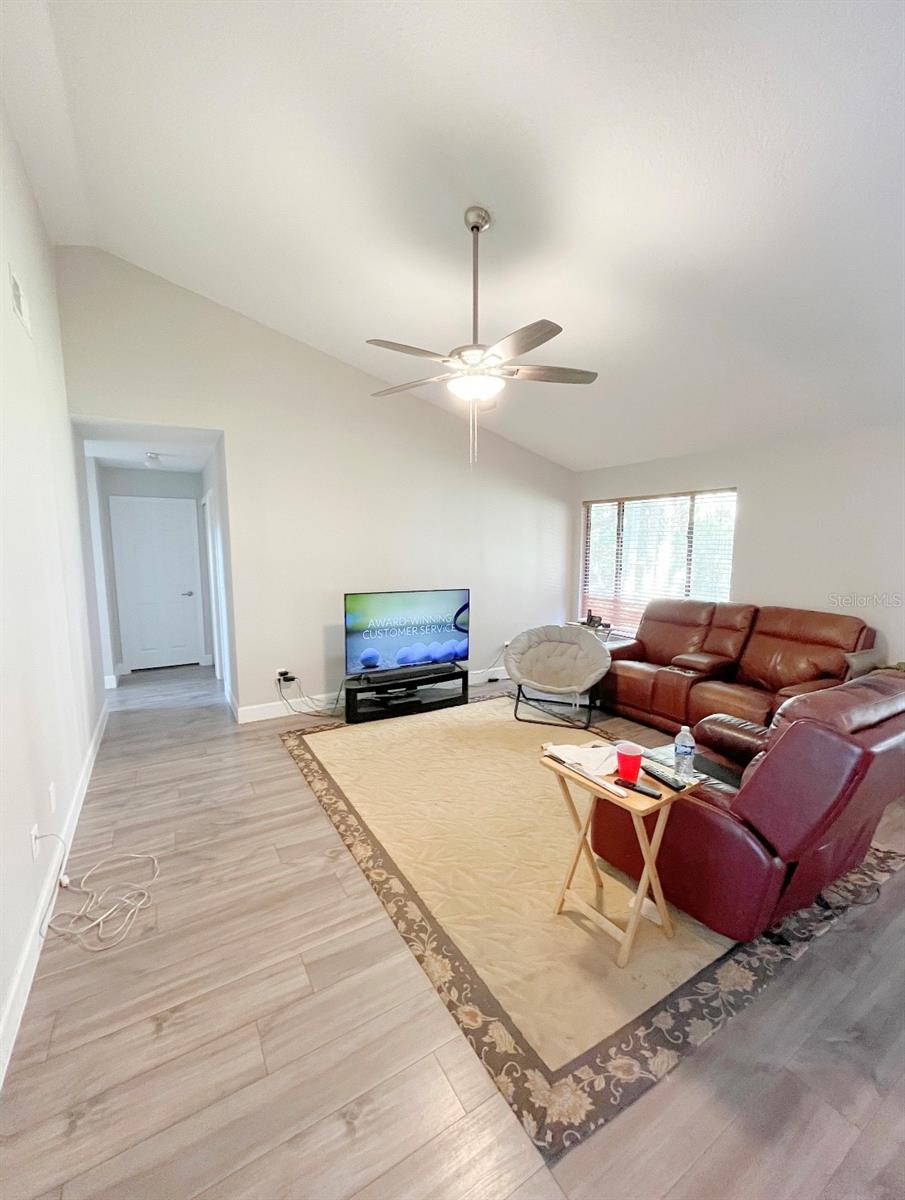 Image 2 of 12 For 109 Mockingbird Lane