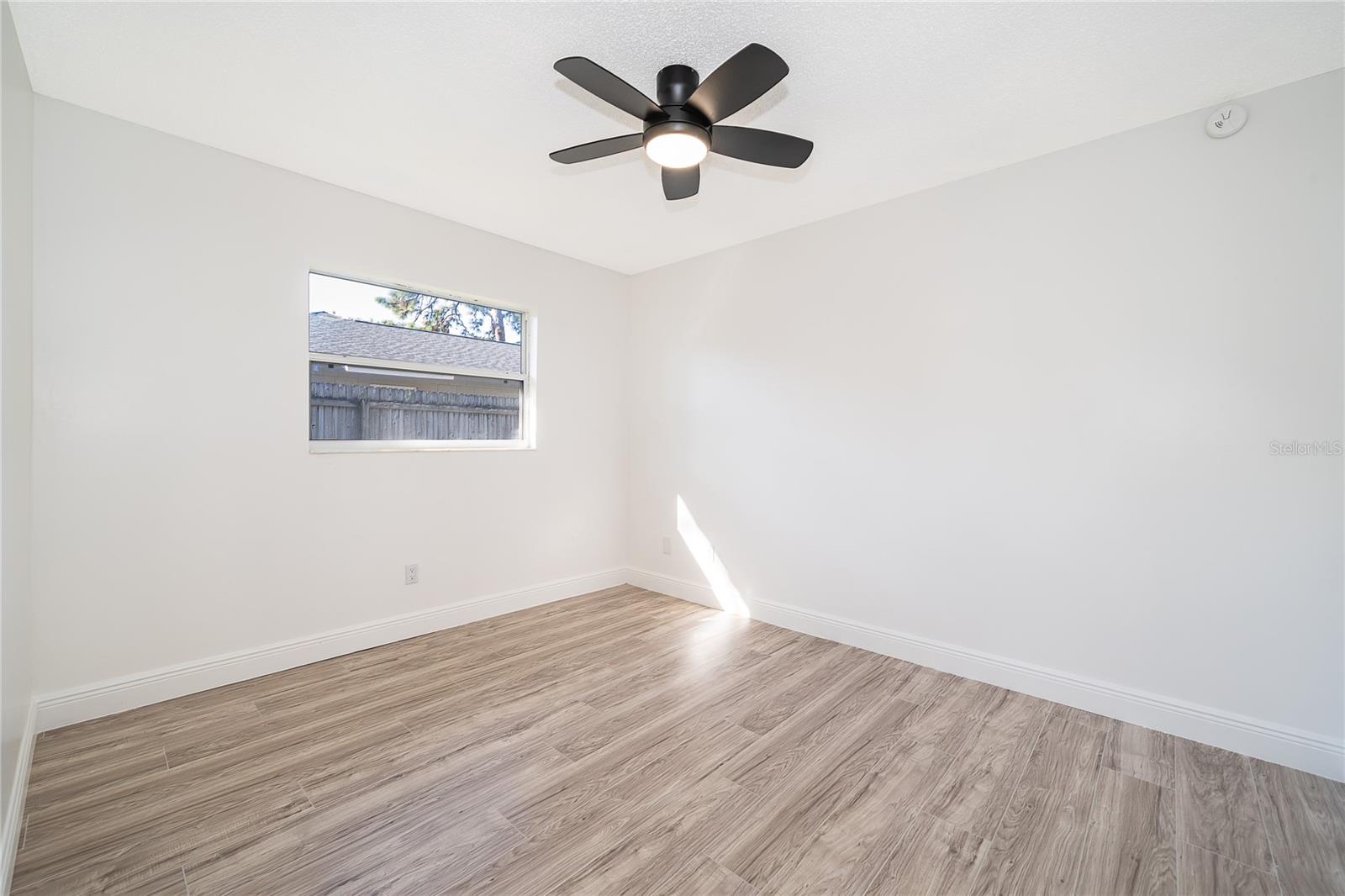 Image 21 of 25 For 5201 Ardmore Drive
