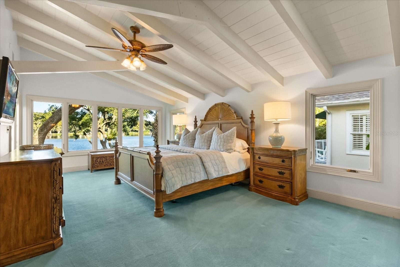 Image 21 of 46 For 516 Henkel Circle