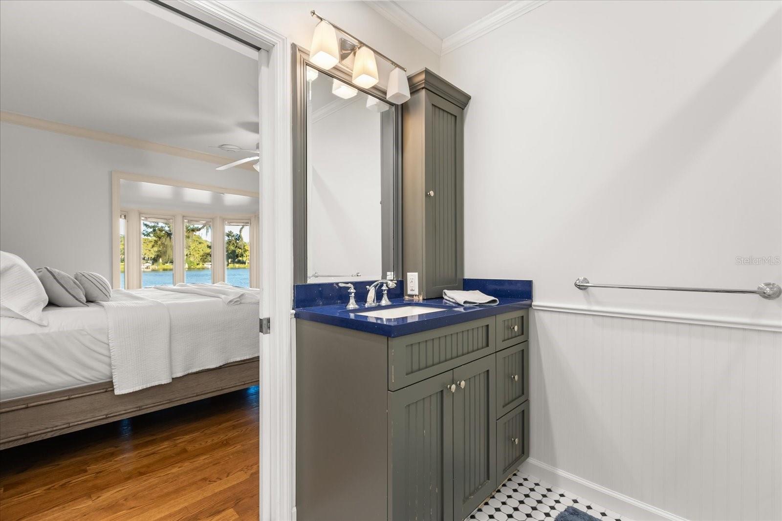 Image 28 of 46 For 516 Henkel Circle