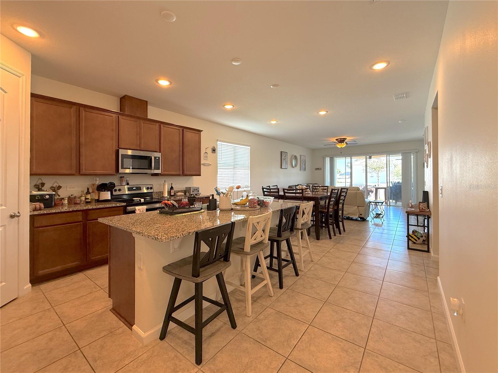 Image 8 of 36 For 31724 Broadwater Avenue