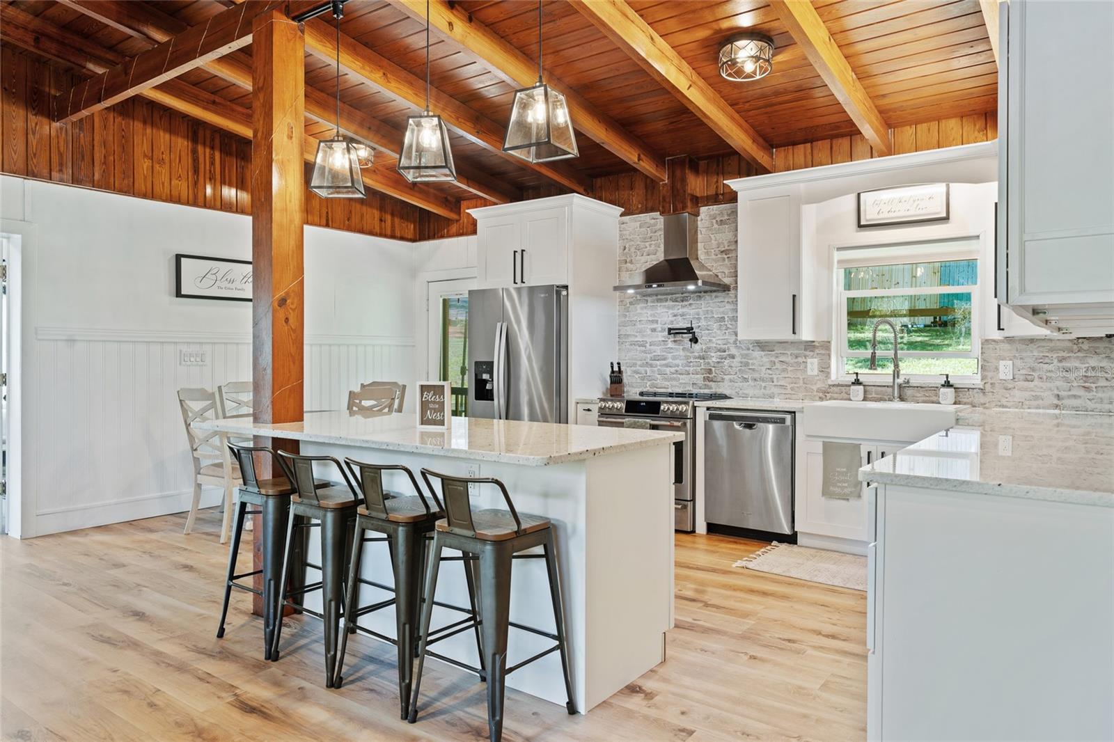 Image 15 of 42 For 1467 Hilltop Drive