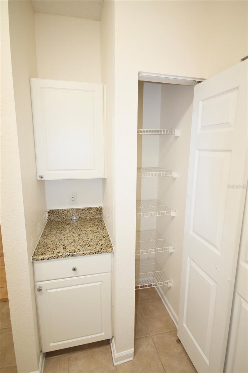 Image 14 of 33 For 913 Arbor Lakes Circle 913